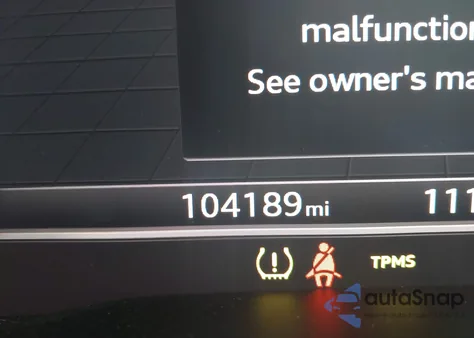 2017 Audi A4 2.0T Premium из США, поврежденный, VIN WAUENAF42HN040468